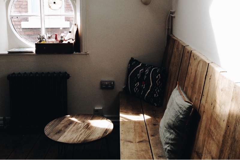 氣候潮濕，家里怎樣防霉 家用防潮空氣凈化除濕機